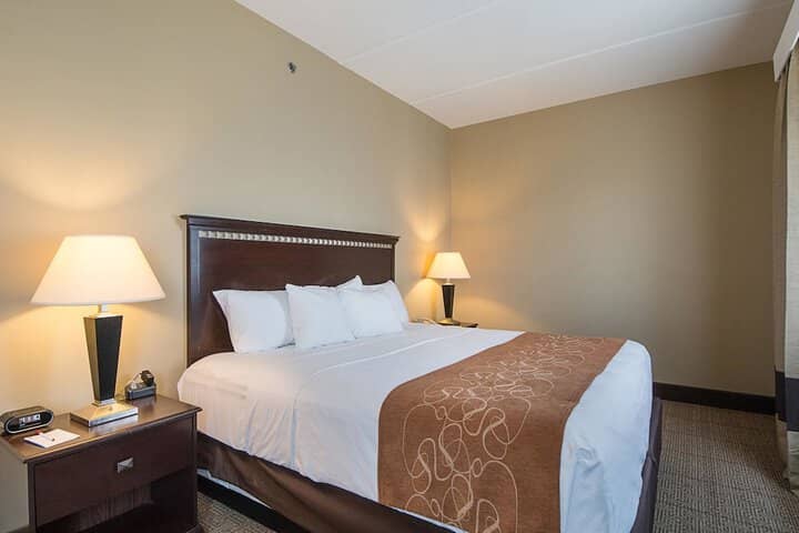 Room 13 of 65