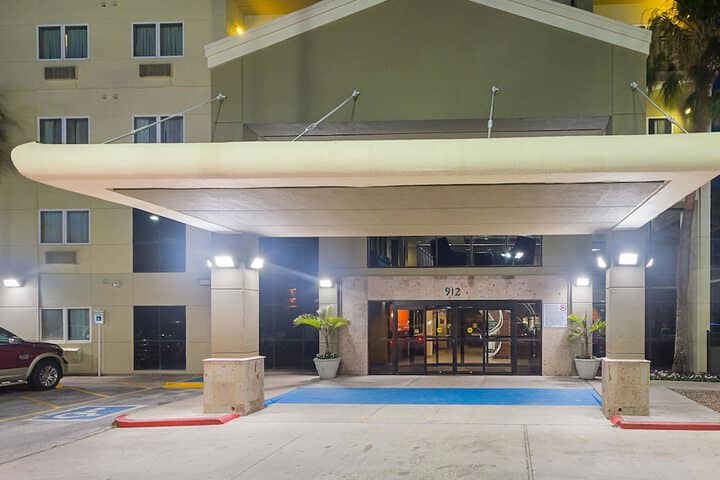 Hotel 56 of 65