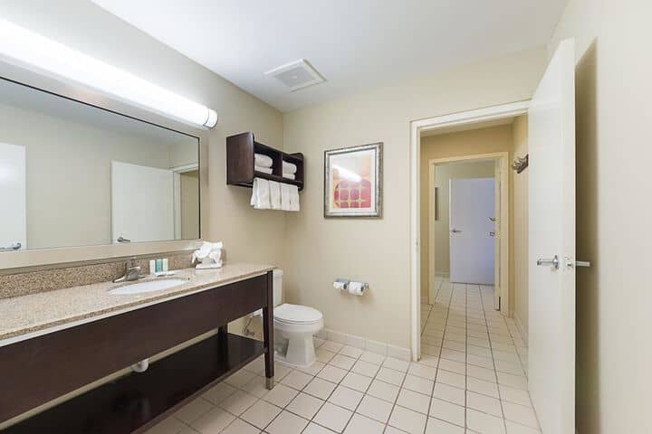 Room 19 of 65